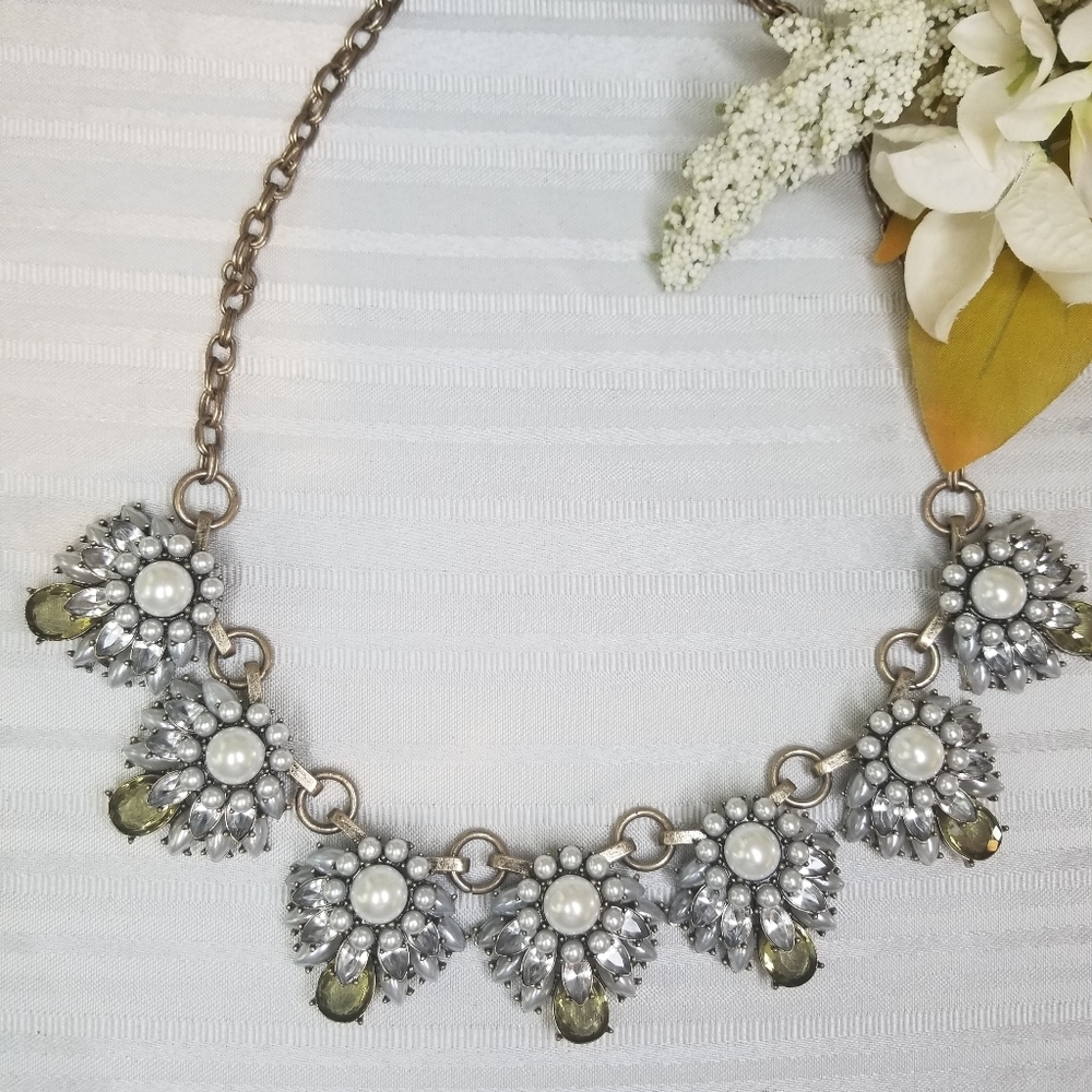 NWT Statement Necklace